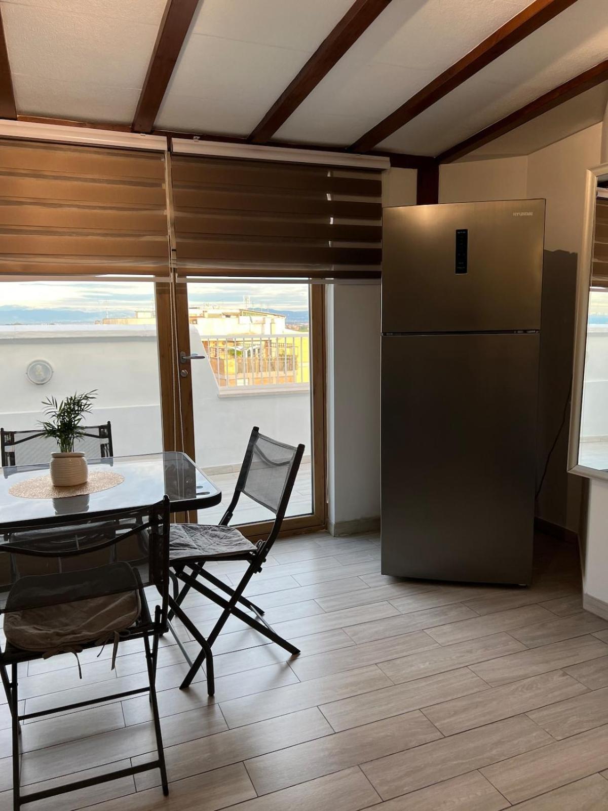 Vivi In Un Attico Tipico Romano Con Vista Su Roma 外观 照片